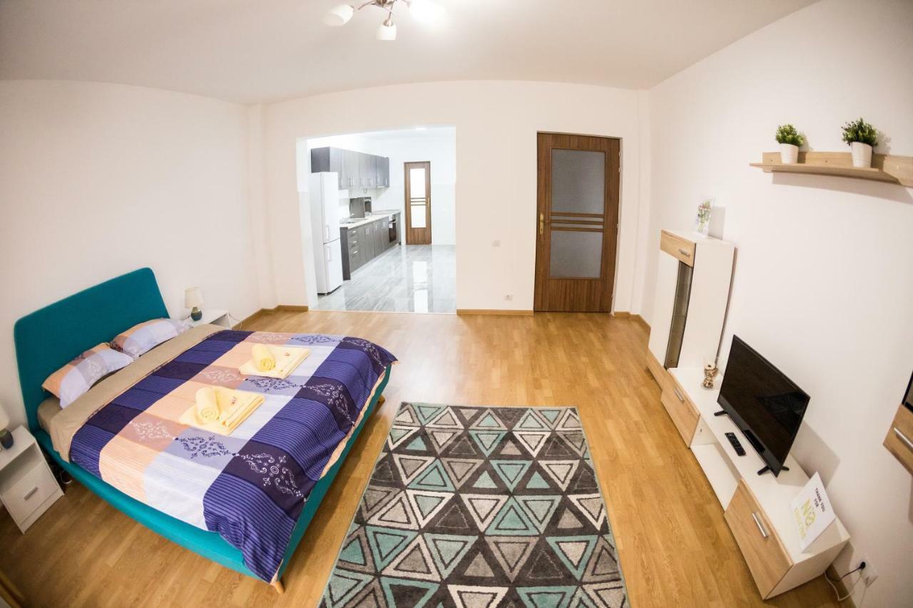 Travel Homzzz Apartments Targu Mures Exterior photo